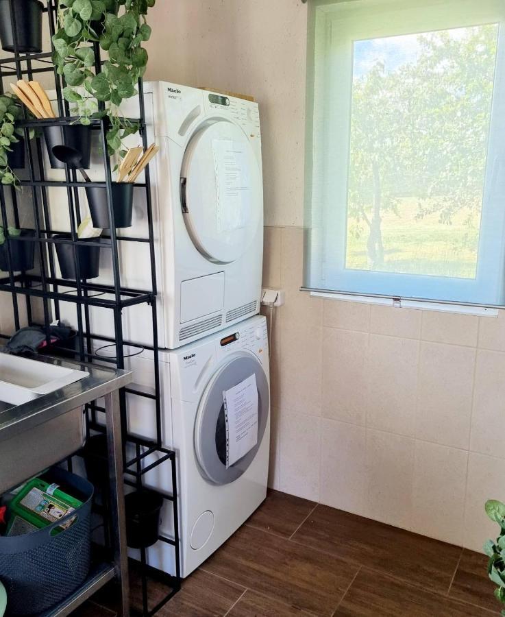 Camp Genys Hotel Jurbarkas Ngoại thất bức ảnh